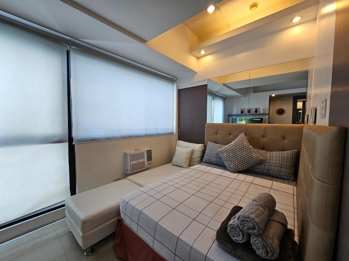 Spacious Studios Mandaluyong Phòng bức ảnh